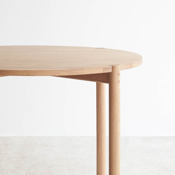 Cove Round Dining Table | Oak
