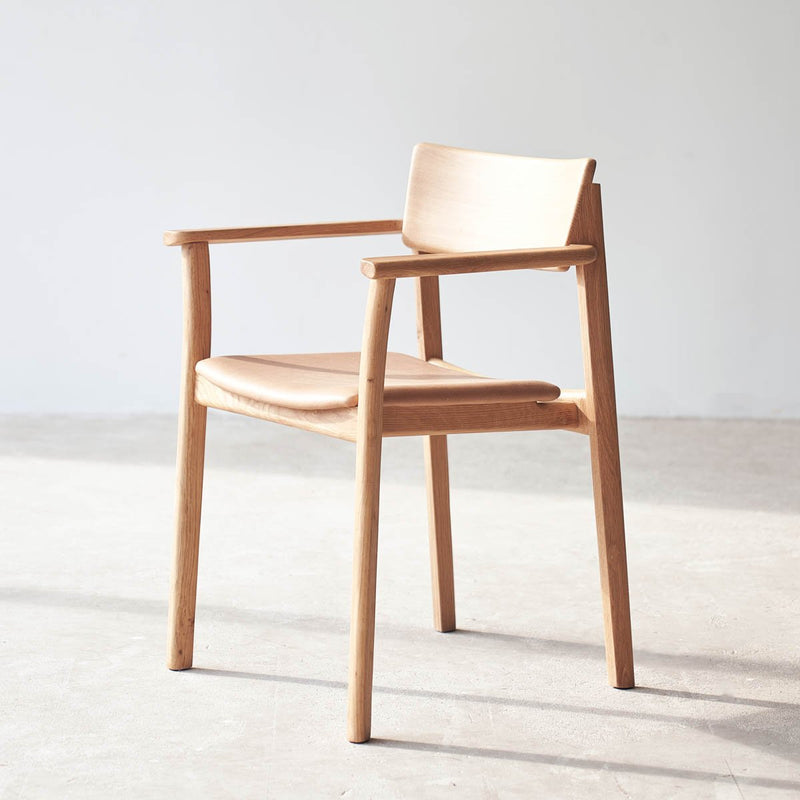 Poise Dining Chair with Arms | Oak Frame - Bespoke Leather